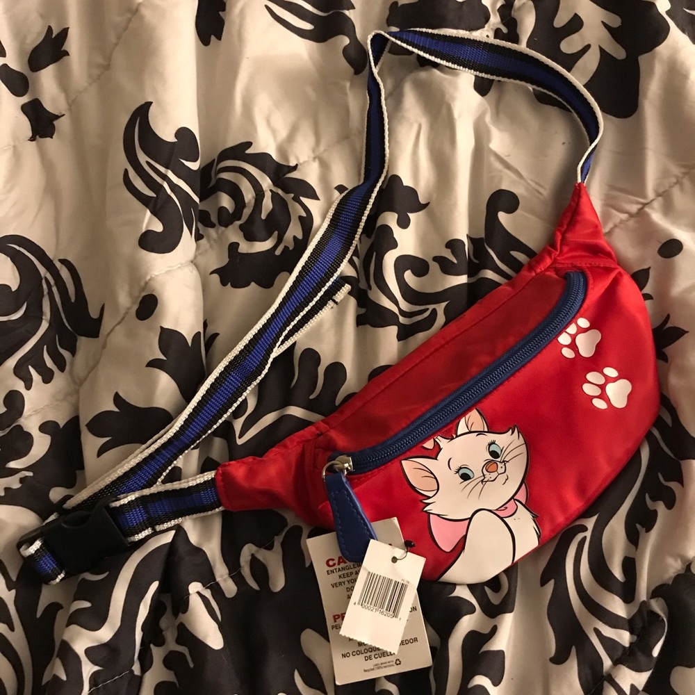 Disney Loungefly Marie aristocats fanny pack